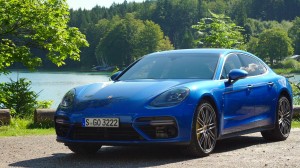 2017 Porsche Panamera Turbo