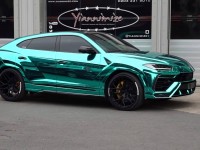 chrome-lamborghini-urus-1