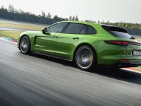 2019-porsche-panamera-sport-turismo-3