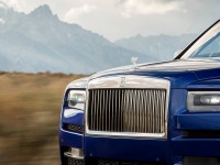 2019-rolls-royce-cullinan-1