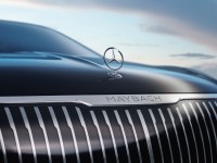 2022-Mercedes-Maybach-EQS-3