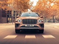 2023-bentley-bentayga-ewb-6