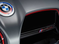 2022-bmw-m4-csl-0