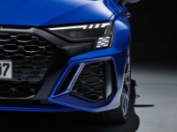 2023-Audi-RS3-Performance-Edition-0