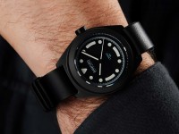 bamford-x-land-rover-lr002-limited-edition-watch-1