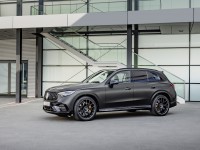 Mercedes-AMG GLC 63 S E PERFORMANCE SUVMercedes-AMG GLC 63 S E PERFORMANCE SUV