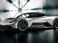 2024-aston-martin-valhalla-1