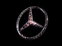 Was macht ein Auto mit Stern aus: Die neue Markenkampagne „Because it’s Mercedes-Benz.“What makes a car with the star special: The new brand campaign “Because it’s Mercedes-Benz.”