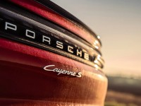 Porsche-cayenne-logo